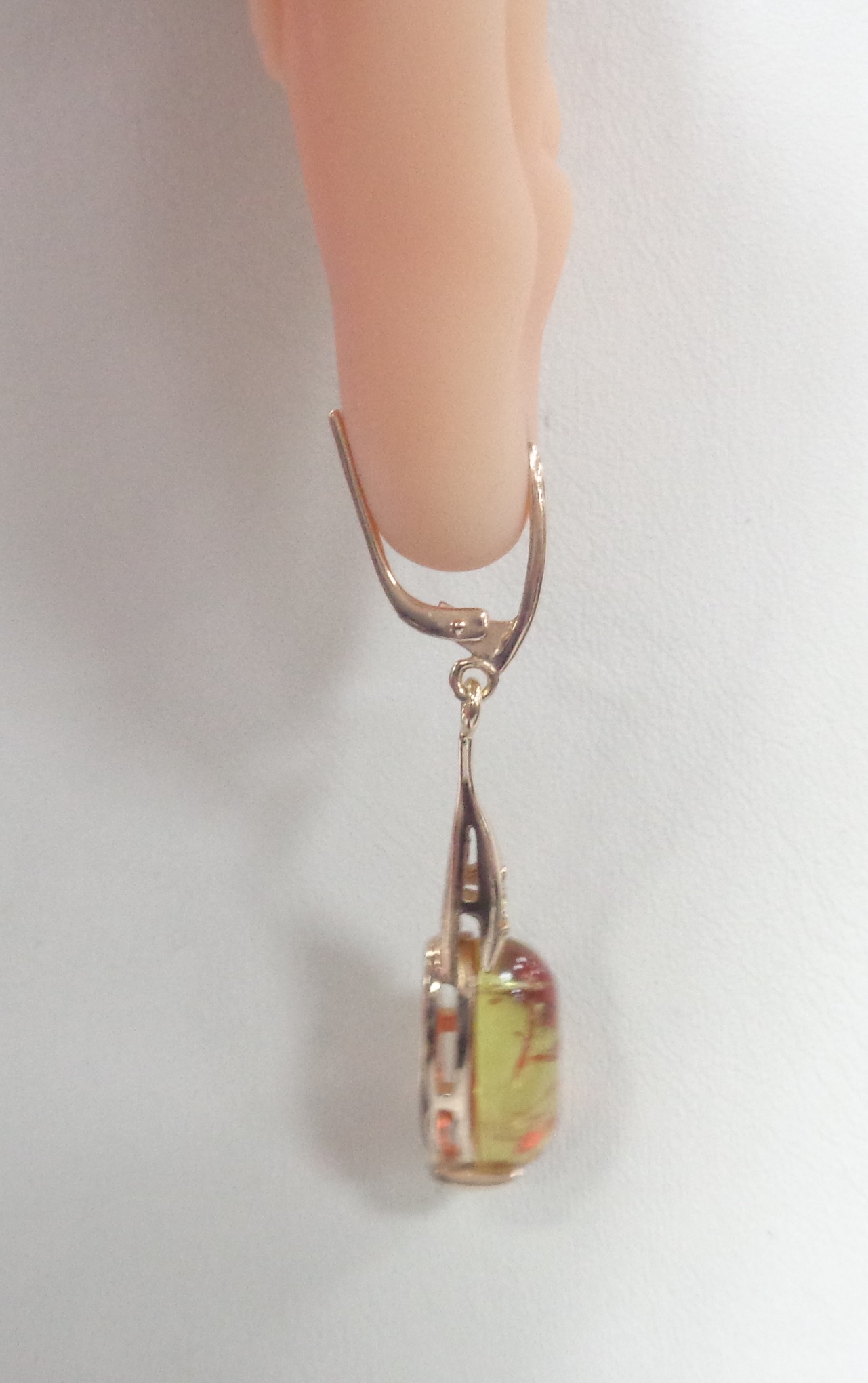 Серебряные серьги с янтарем